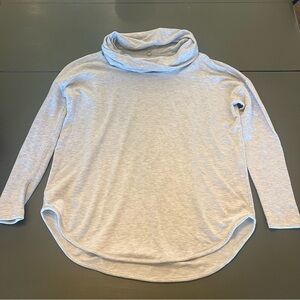 Lou & Grey Heather Light Gray Cozy Top